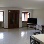 foresto-alloggio-orchidea-casa-vacanza-cucina-soggiorno-1